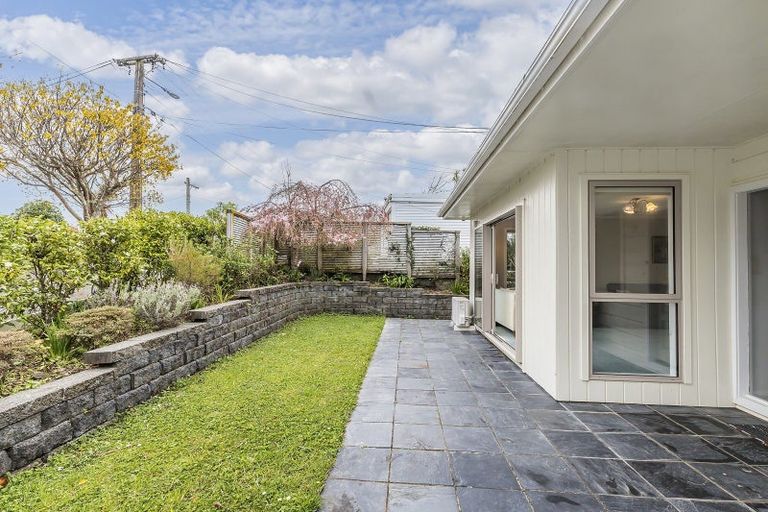 Photo of property in 2/13 Spiers Street, Karori, Wellington, 6012