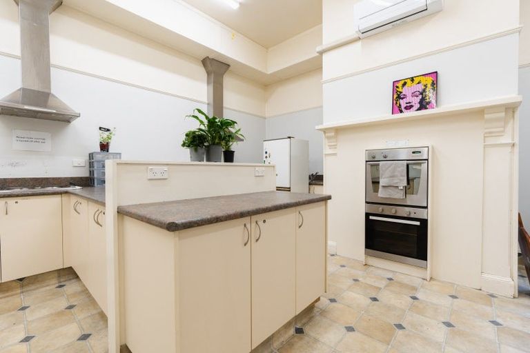 Photo of property in 6 Heriot Row, Dunedin Central, Dunedin, 9016