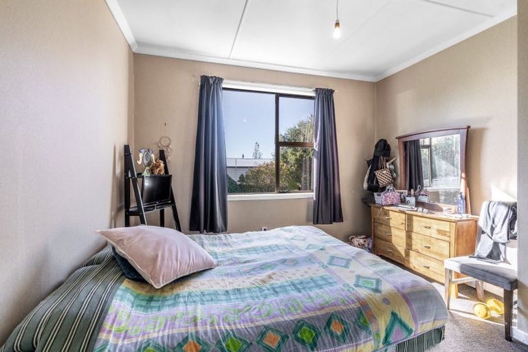 Photo of property in 60 Mccaughan Street, Browns, Winton, 9782