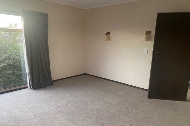 Photo of property in 63a/1 Norwood Road, Bayswater, Auckland, 0622