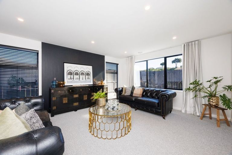 Photo of property in 7 Gratitude Way, Kelvin Grove, Palmerston North, 4414