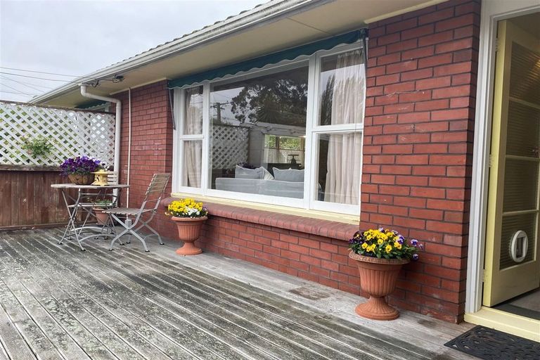 Photo of property in 18 Bond Street, Waltham, Christchurch, 8023