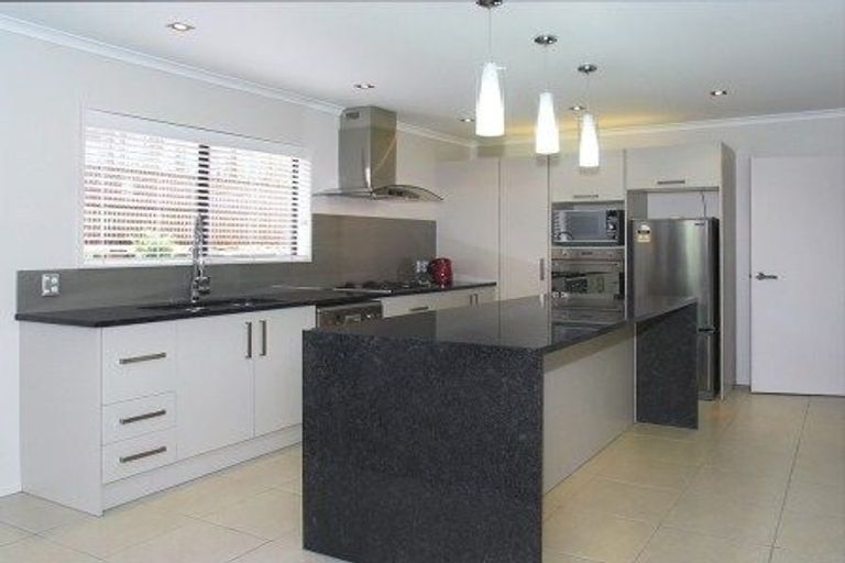 Photo of property in 5 Ramphal Terrace, Khandallah, Wellington, 6035