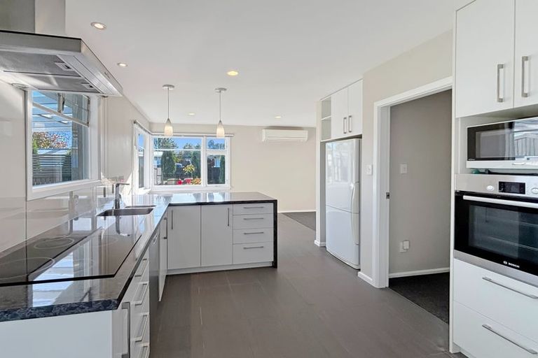 Photo of property in 20 Trafford Street, Harewood, Christchurch, 8051