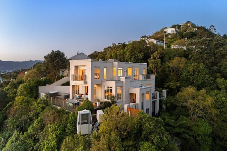 Photo of property in 117 Marine Drive, Sorrento Bay, Lower Hutt, 5013