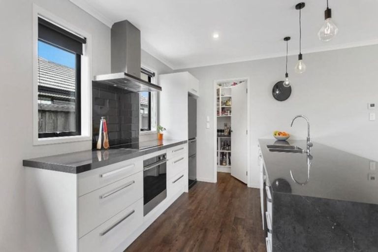 Photo of property in 9 Ragley Way, Rolleston, 7615