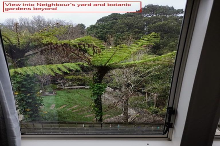 Photo of property in 2/85 Garden Road, Northland, Wellington, 6012