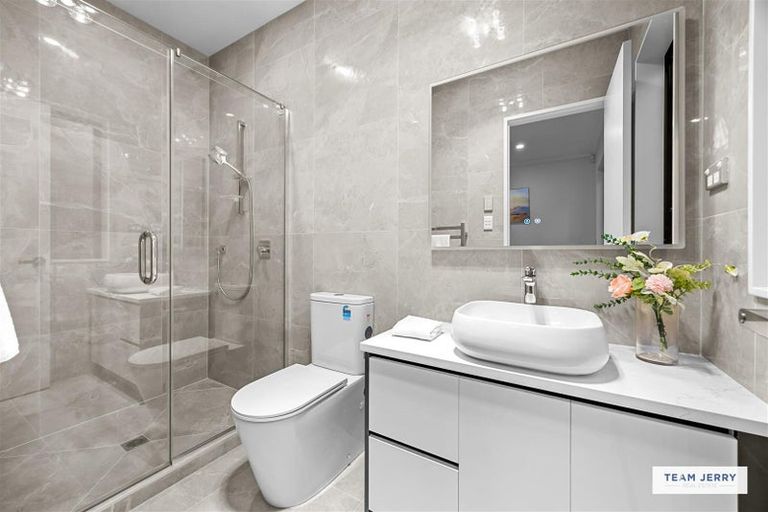 Photo of property in 3 Knockanara Drive, Flat Bush, Auckland, 2019