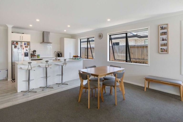 Photo of property in 22 Tamapahore Boulevard, Papamoa Beach, Papamoa, 3118