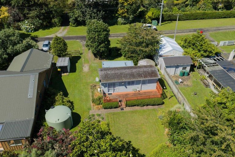 Photo of property in 10 Wi Pere Street, Manakau, Levin, 5573