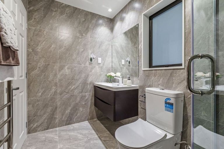 Photo of property in 22 Thomas Rielly Avenue, Hobsonville, Auckland, 0616