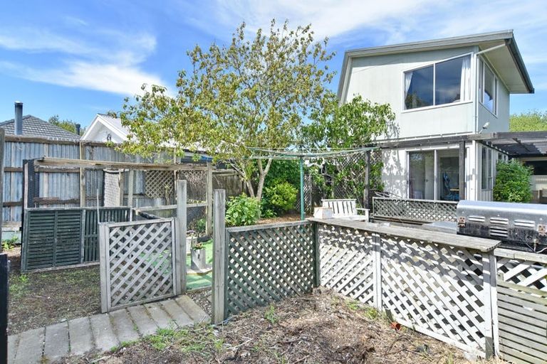 Photo of property in 214 Harewood Road, Bishopdale, Christchurch, 8053