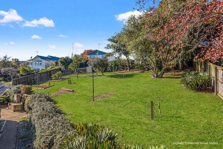 Photo of property in 15 Camden Place, Pukete, Hamilton, 3200
