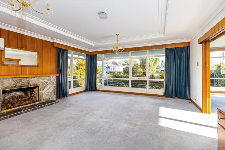 Photo of property in 1 Cashel Street, Waimate, 7924