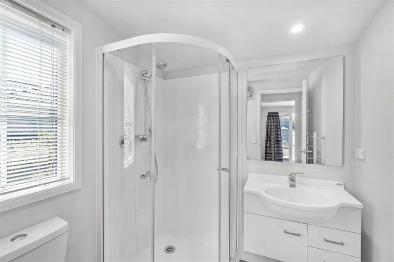 Photo of property in 6 Cameron Crescent, Rolleston, 7614