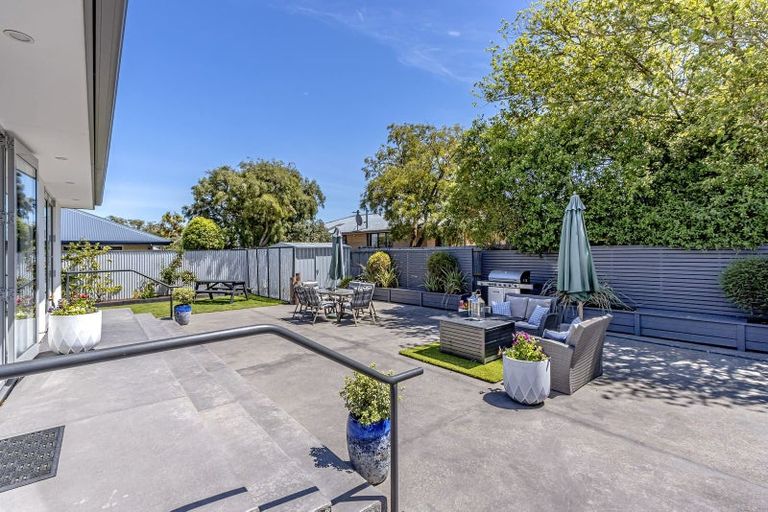 Photo of property in 6 Newhaven Street, Burwood, Christchurch, 8083