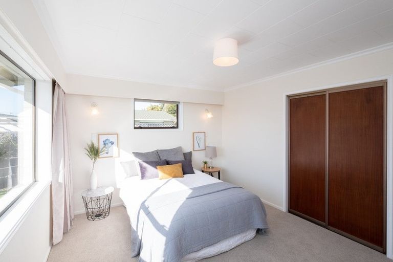 Photo of property in 24 Albion Street, Hawera, 4610