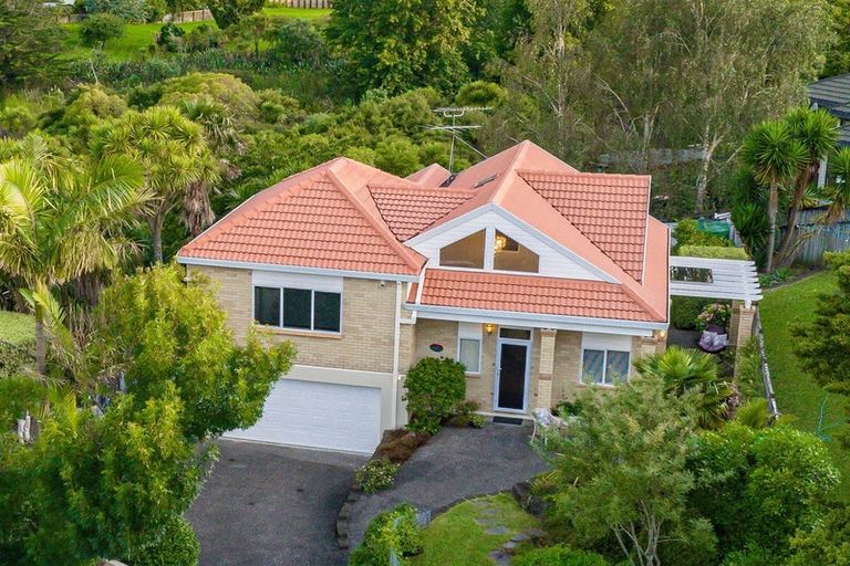 Photo of property in 31 Jubaea Place, Henderson, Auckland, 0610