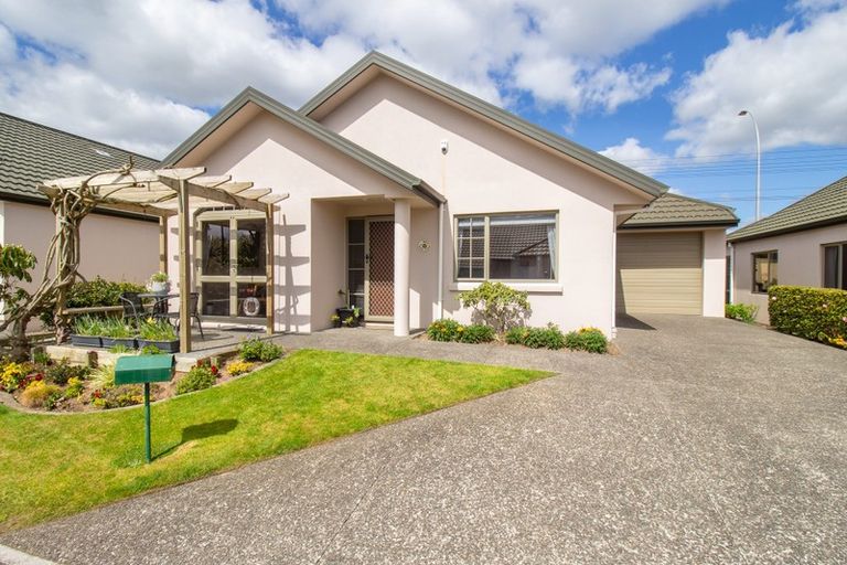 Photo of property in 285unit Vaughan Road, Owhata, Rotorua, 3010