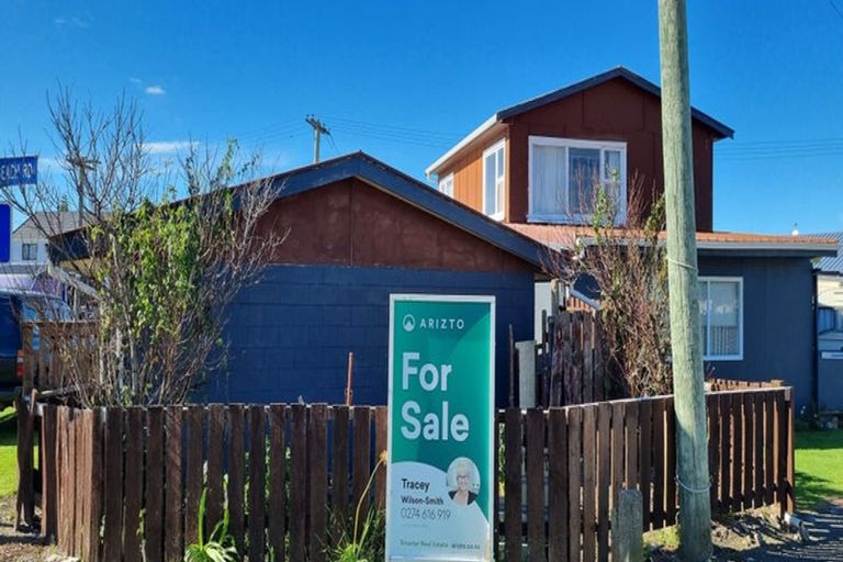 Photo of property in 2 Campbell Terrace, Motunau, Greta Valley, 7387