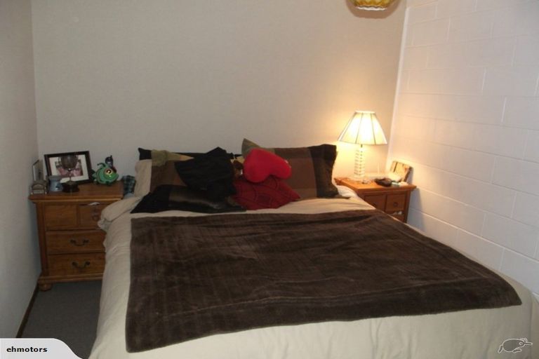 Photo of property in 22 Hamlet Place, Pukekohe, 2120