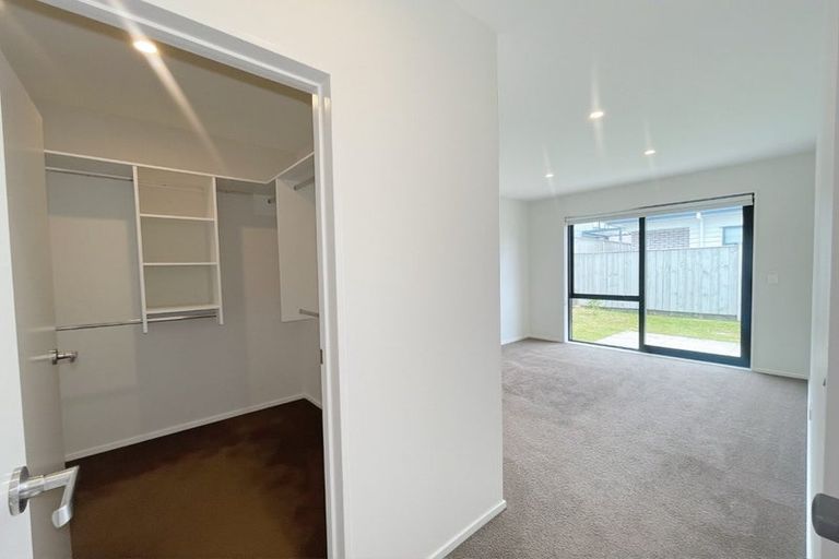 Photo of property in 6 Riria Crescent, Takanini, 2112