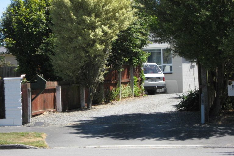Photo of property in 10a Elder Place, Parklands, Christchurch, 8083
