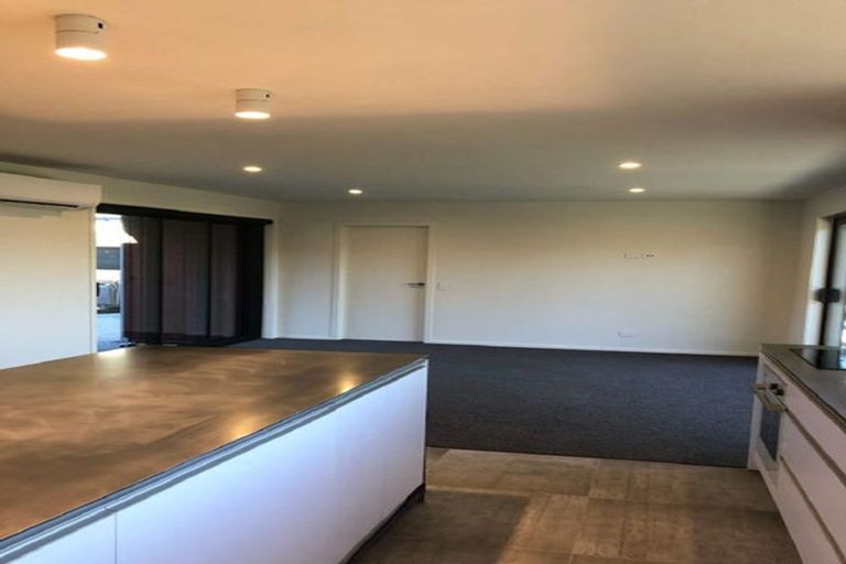 Photo of property in 209 Taieri Road, Kaikorai, Dunedin, 9010