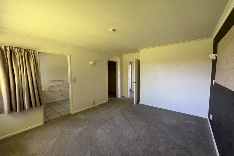 Photo of property in 14 Reynolds Drive, Glenview, Hamilton, 3206