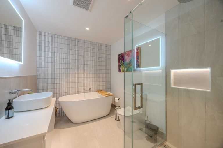 Photo of property in 24 Bellfield Lane, Wanaka, 9305