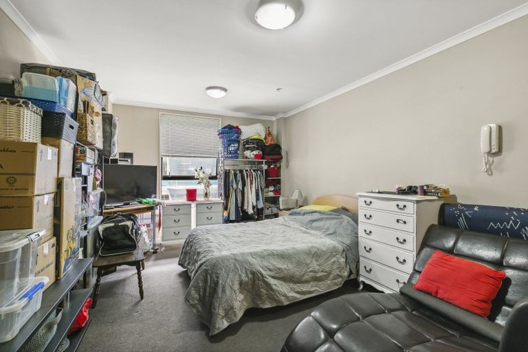 Photo of property in Aitken Street Apartments, 405/5 Aitken Street, Thorndon, Wellington, 6011