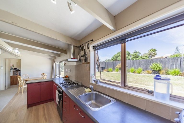 Photo of property in 1/382 Main Road North, Bay View, Napier, 4104
