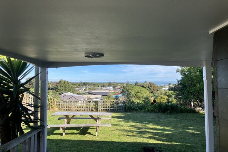 Photo of property in 68 Cornfoot Street, Castlecliff, Whanganui, 4501