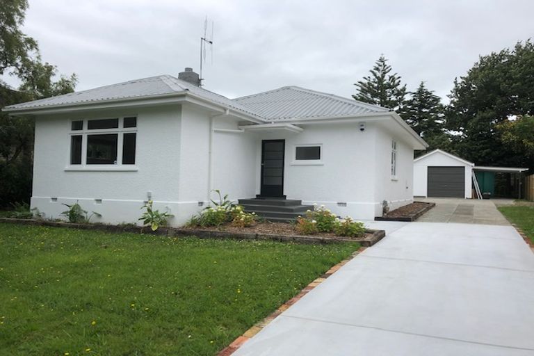 Photo of property in 12 Karina Terrace, Roslyn, Palmerston North, 4414