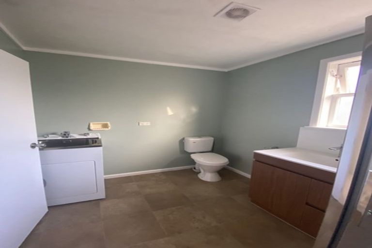 Photo of property in 105 Hall Avenue, Favona, Auckland, 2024