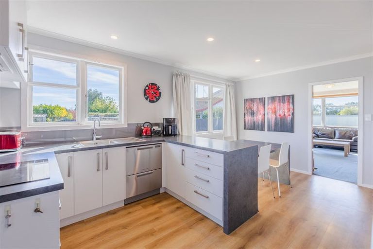 Photo of property in 130 Guppy Road, Taradale, Napier, 4112