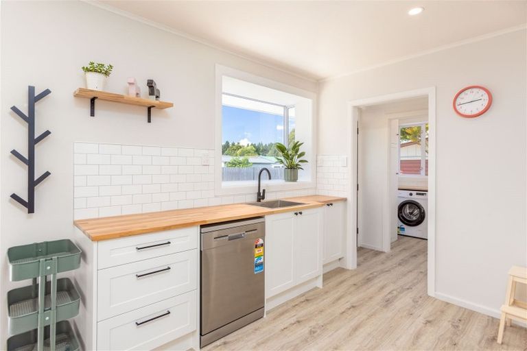 Photo of property in 7 Ostler Place, Hoon Hay, Christchurch, 8025