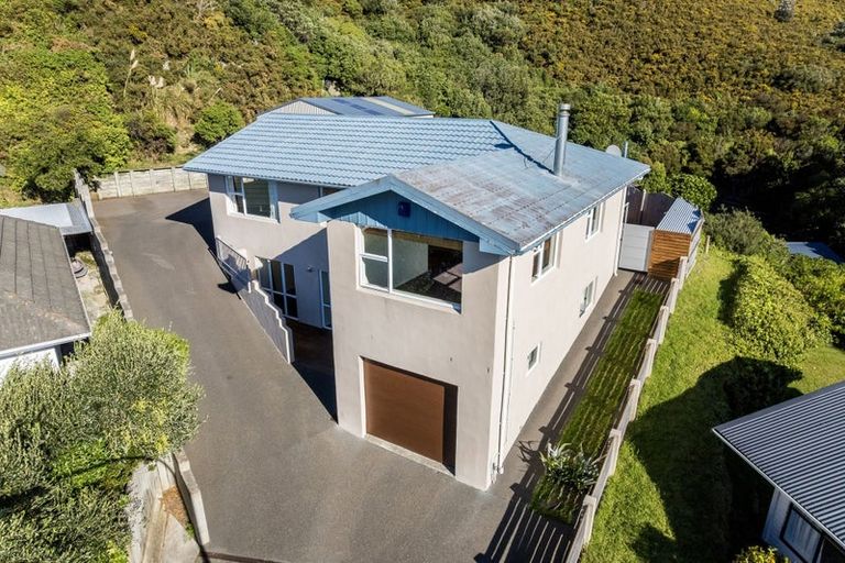 Photo of property in 59 Witham Street, Island Bay, Wellington, 6023