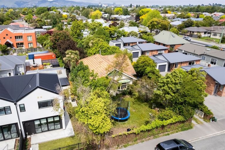 Photo of property in 102 Warrington Street, Mairehau, Christchurch, 8013