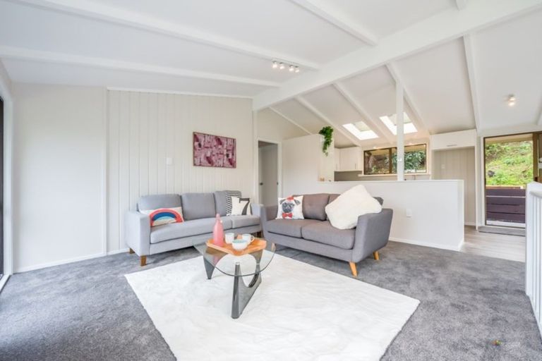 Photo of property in 25 Solander Place, Whitby, Porirua, 5024