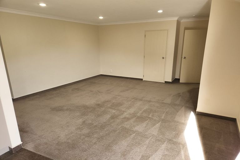 Photo of property in 170 Milne Drive, Paraparaumu, 5032