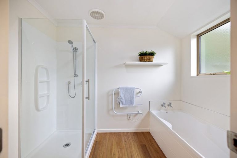 Photo of property in 11 Bernadette Street, Aidanfield, Christchurch, 8025