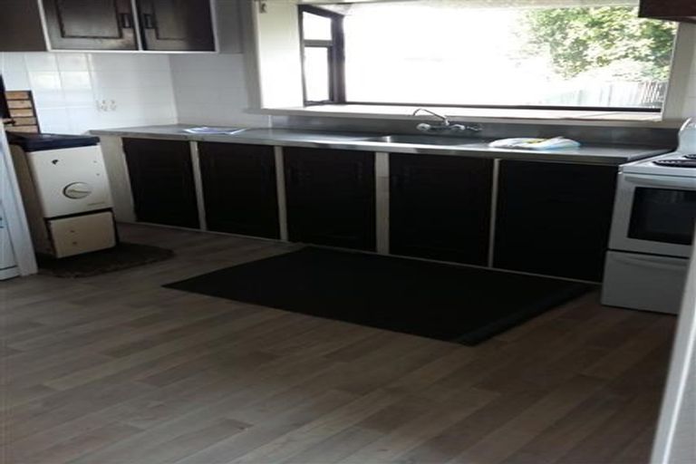 Photo of property in 1/115 Old Wairoa Road, Papakura, 2110