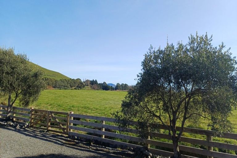 Photo of property in 746 Hurunui Mouth Road, Domett, 7383