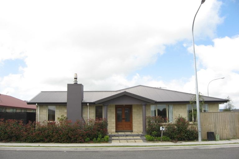 Photo of property in 52 Pentecost Road, Rangiora, 7400