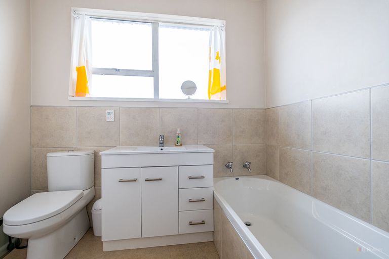 Photo of property in 3 Lisava Avenue, Seaview, Timaru, 7910