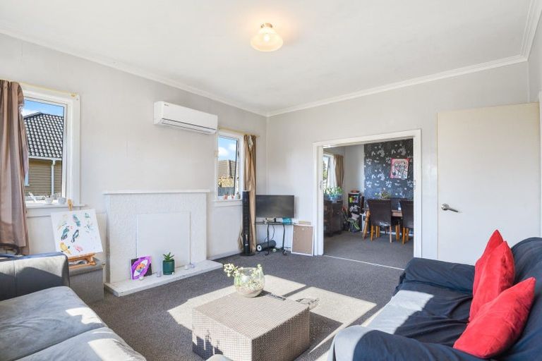 Photo of property in 11 Cochrane Street, Fairy Springs, Rotorua, 3015