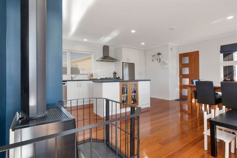 Photo of property in 43 Seddon Street, Rangiora, 7400