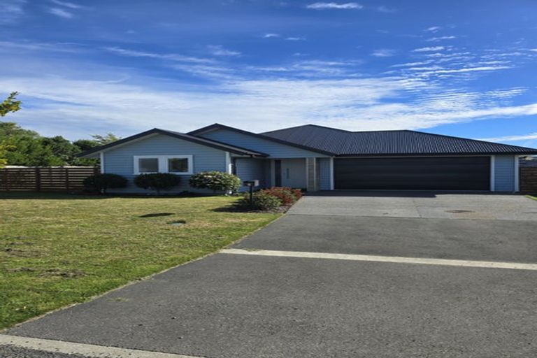 Photo of property in 7 Johnson Avenue, Amberley, 7410
