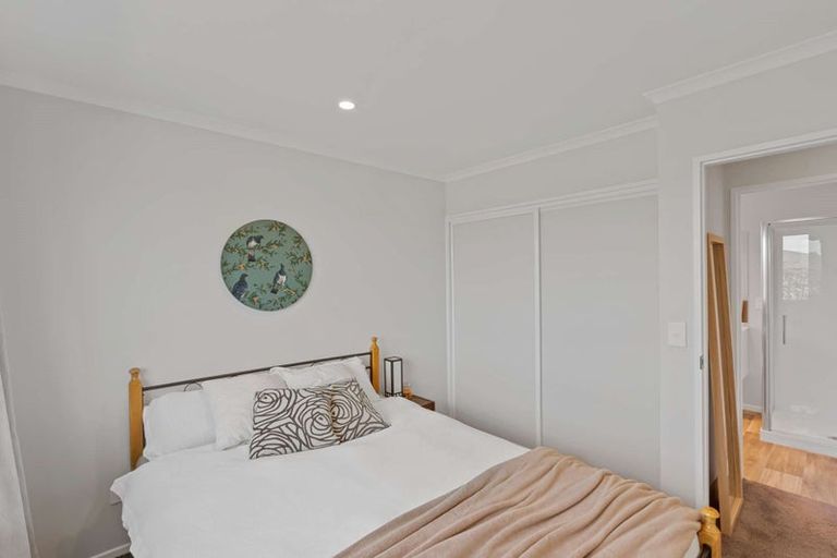 Photo of property in 16 Luxembourg Crescent, Halswell, Christchurch, 8025